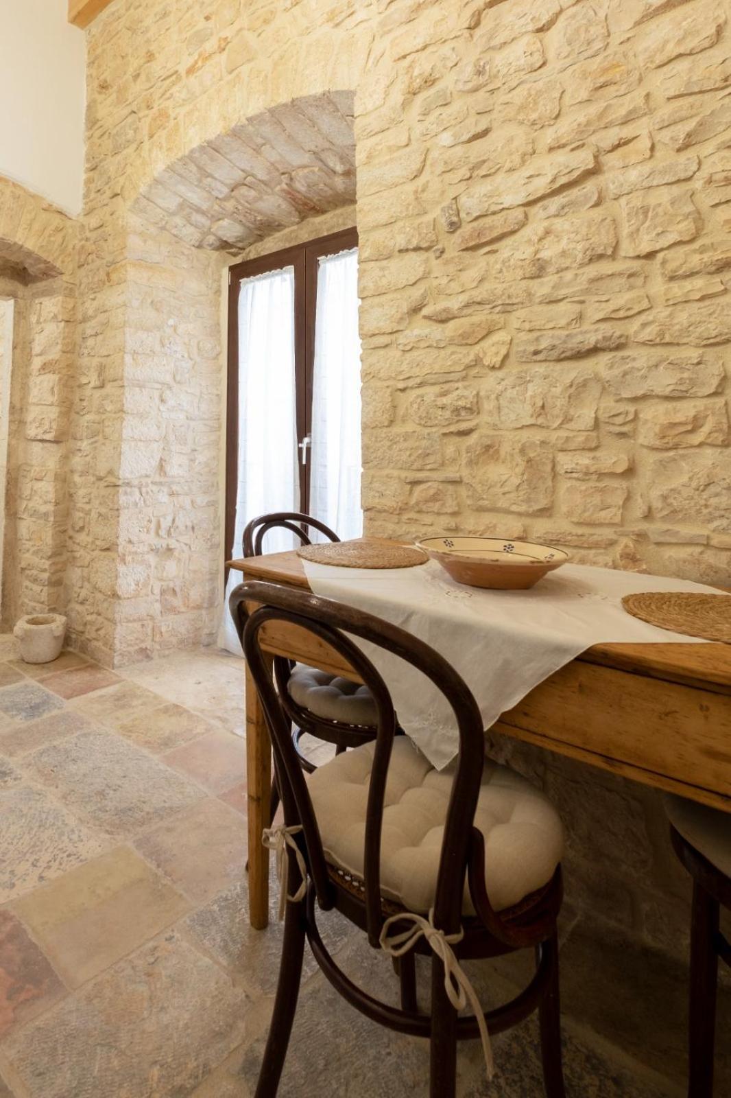 Отель Palazzo Rizzi Dimora Dei Templari Bitetto Экстерьер фото
