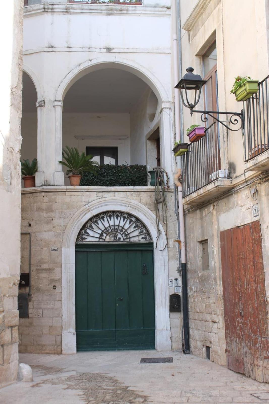 Отель Palazzo Rizzi Dimora Dei Templari Bitetto Экстерьер фото